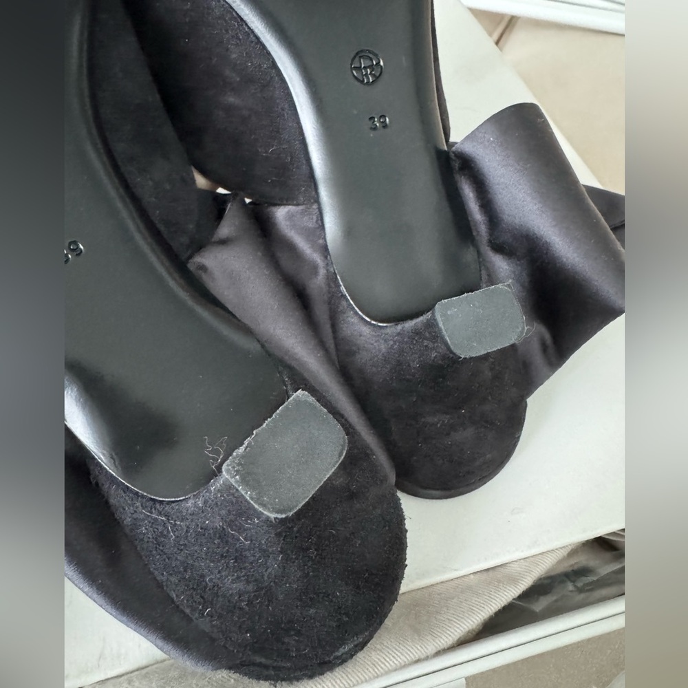 THE ROW Coco Suede Mule - Picture 16 of 17